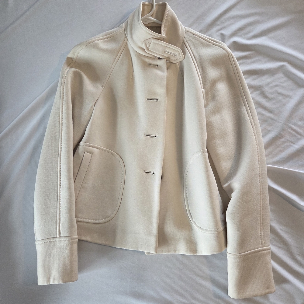 Banana Republic Women's Cream Jacket - Picture 3 of 4
